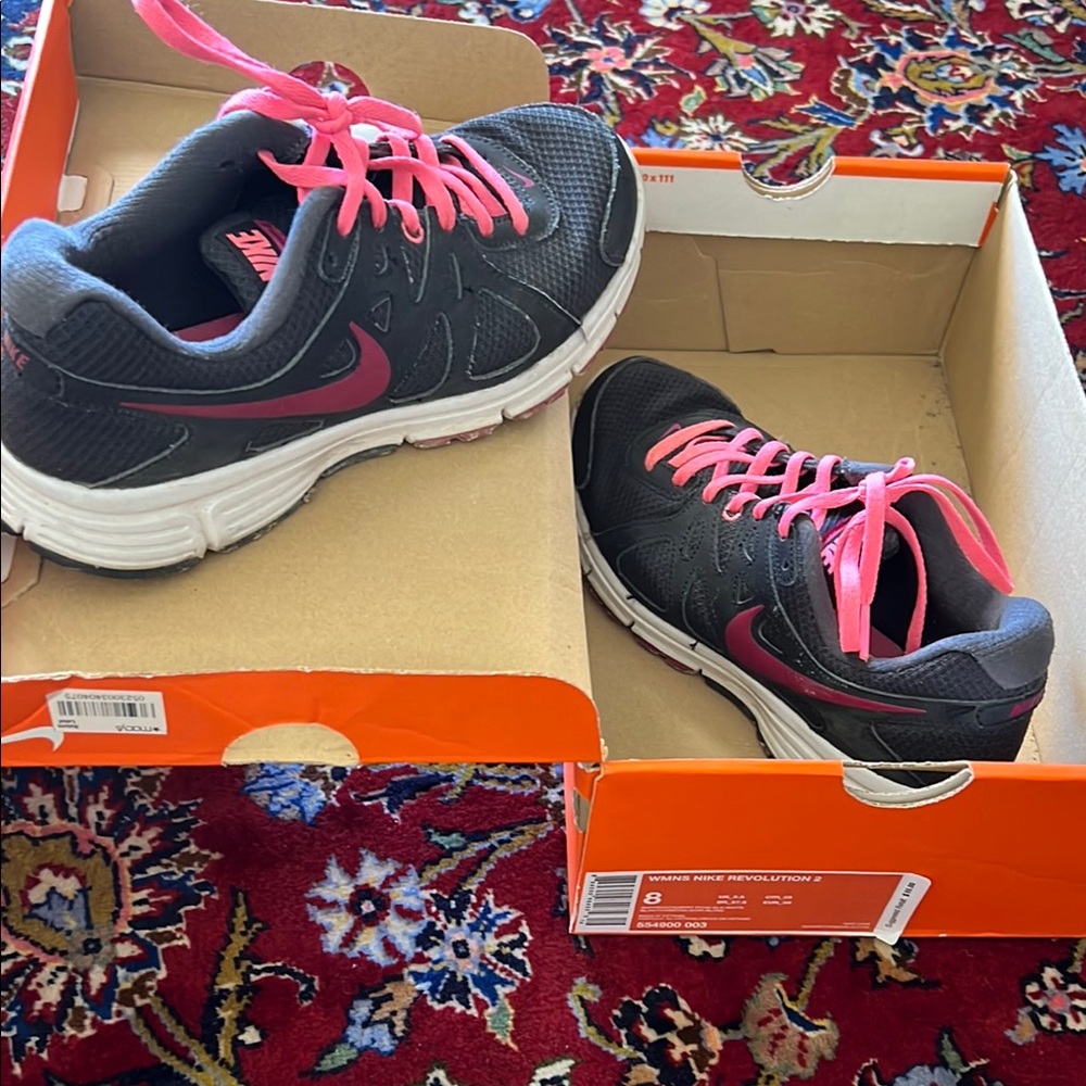 Nike Revolution 2 Black and Pink Running Shoes
